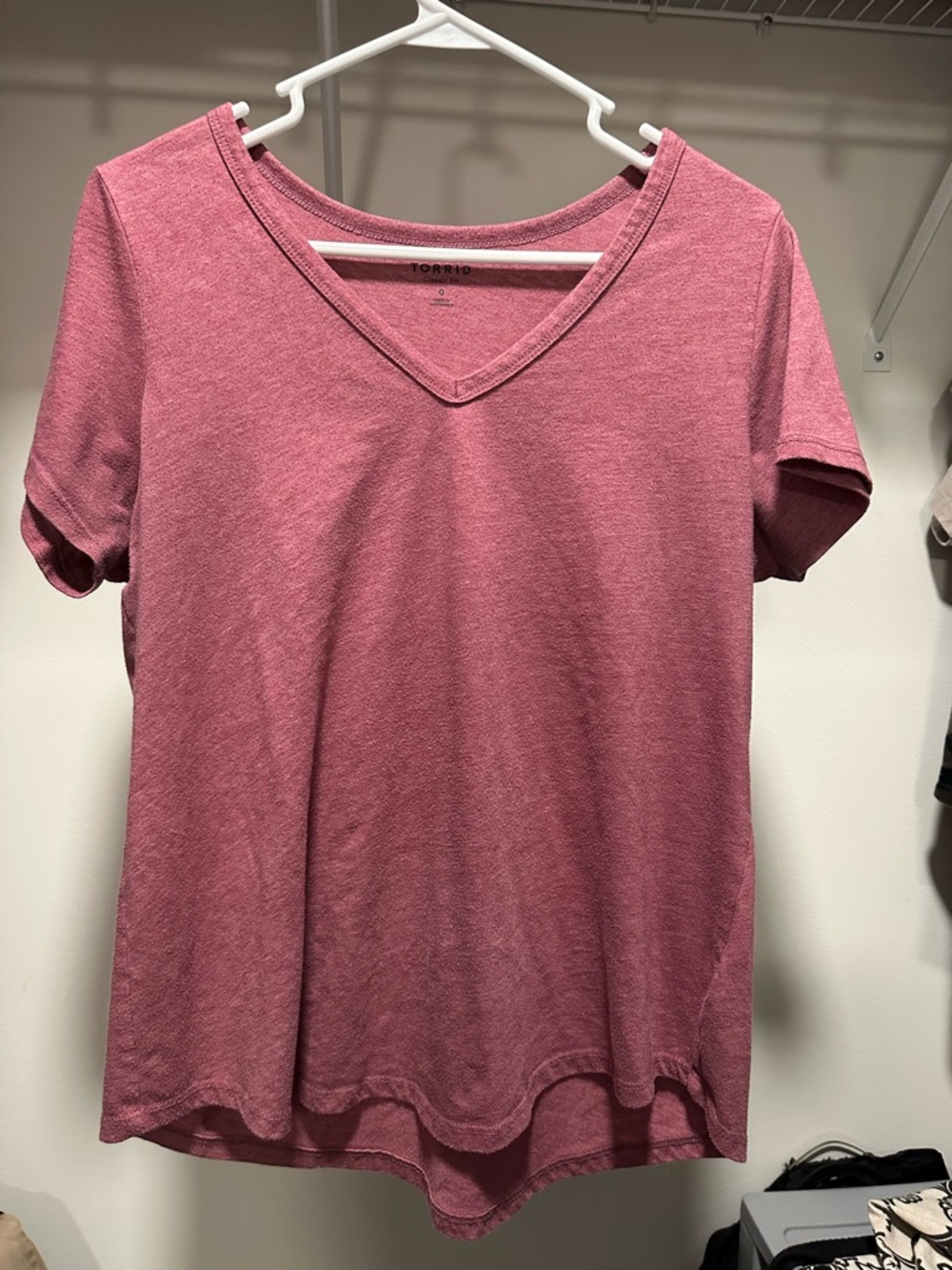 torrid Dusty Rose V-Neck Short Sleeve Tee